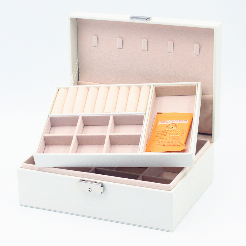 Affordable PU Leather Jewelry Case with Tray: The Perfect Gift and Storage Solution for Women