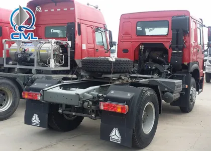 SINOTRUK HOWO Tractor Truck  371 HP