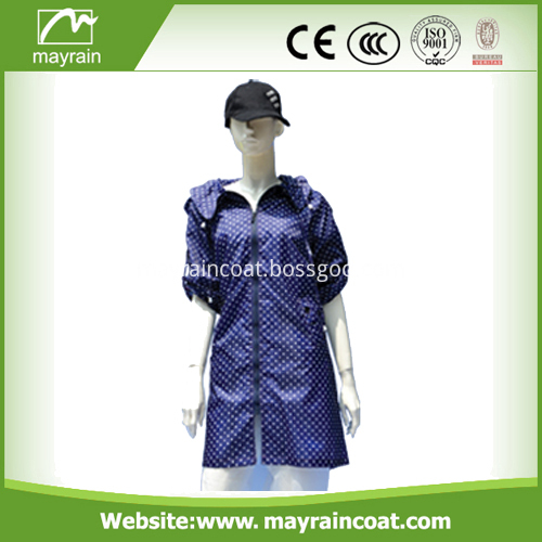 190 T Polyester Women Raincoat