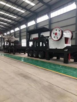 Mobile trailer type Stone Jaw Crusher crushing plant