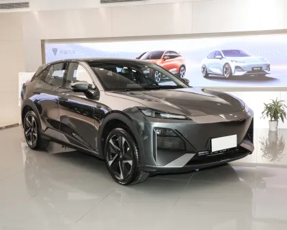 CHANGAN DEEPAL S7