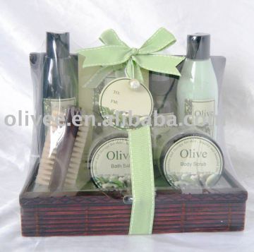 Bath gift set(body lotion,shower gel, body spray, body scrub, bath salt)
