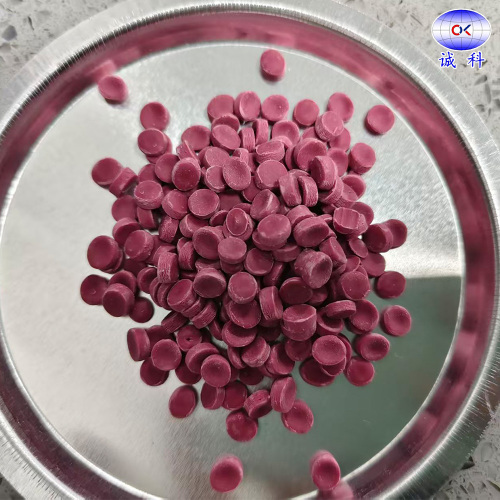 Filler 50 Red Masterbatch para aplicações em plástico