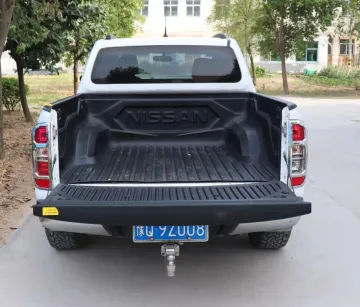 customized ribbed Pickup bed liner for Nissan Navara NP300 Frontier waterproof all weather guard trunk durable bed cover