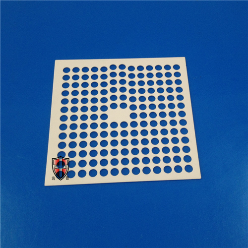 Placa PCB con aislamiento de sustrato cerámico compuesto ultrafino