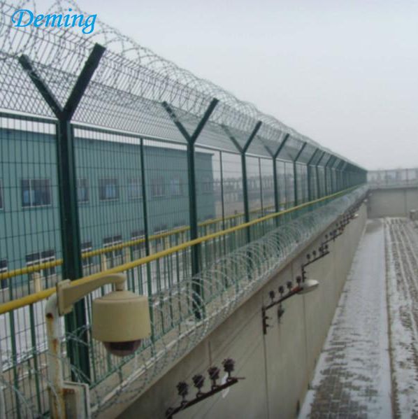 V Curves Wire Mesh Fence Panel