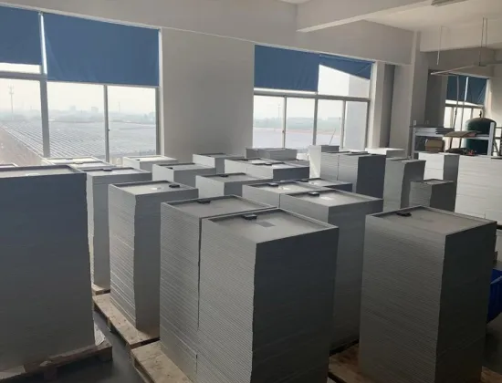 Mono 310W 330w all Black Solar Panel