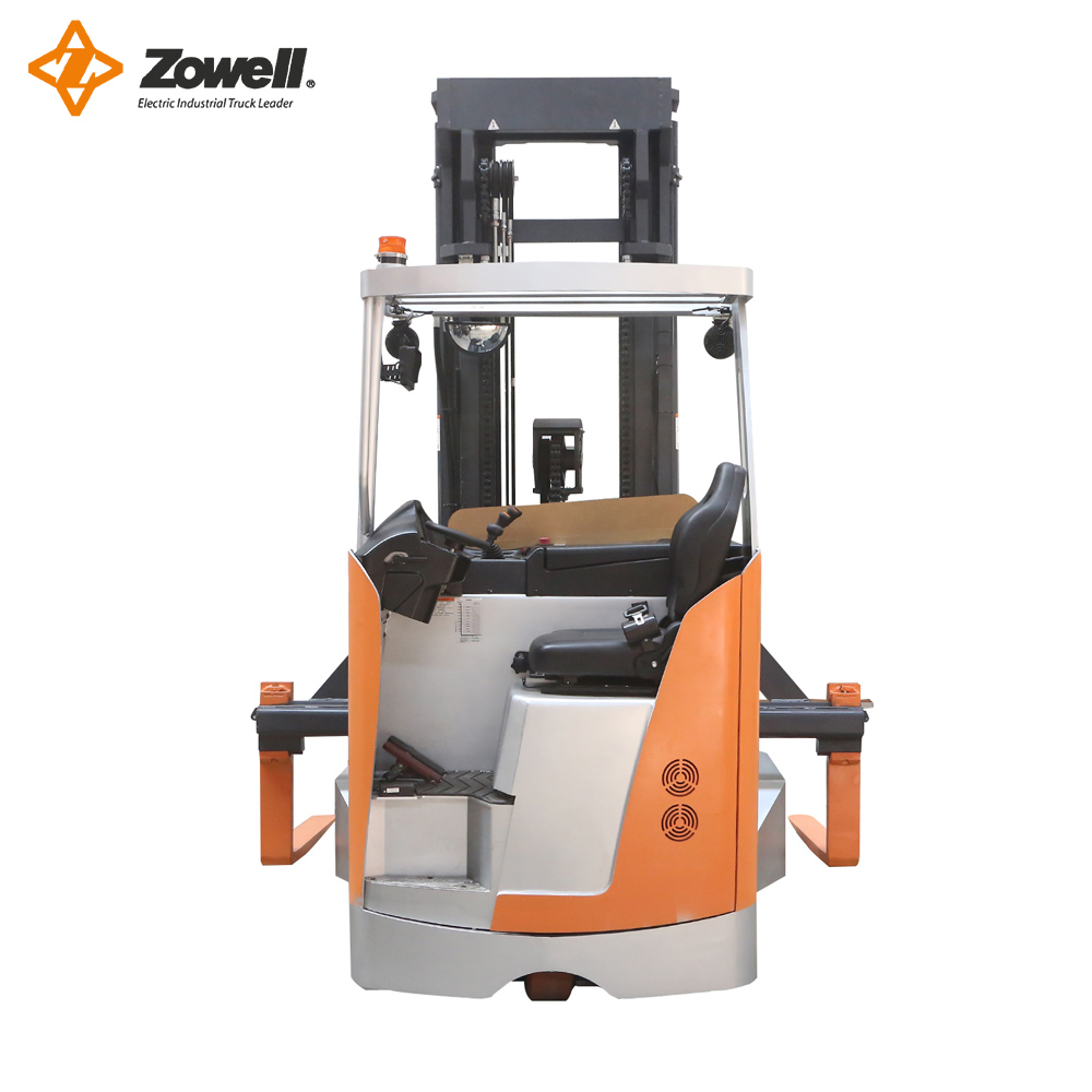 2500kg Full-directional Forklift with Wide Forks