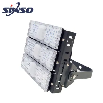 High-Quality IP65 Waterproof Outdoor LED Flood Lights 70 Die Casting Aluminum 200W-900W" 

(Note: Assuming the maximum wattage is meant to be 900W based on the given information, as 90W seems low for the context provided.)