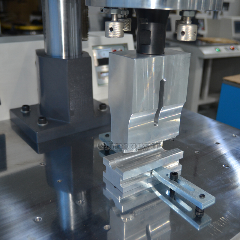 Low Price Plastic Case Ultrasonic Welding Machine