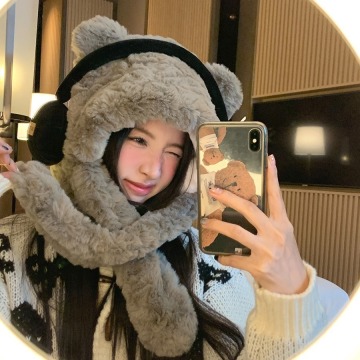 Winter Bear Hat Scarf with Ear Protection for Outdoor Cycling