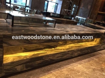 white and black veinning marble countertop deocrtaion