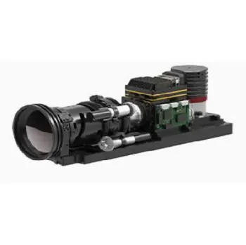Shipborne high-definition infrared thermal imager