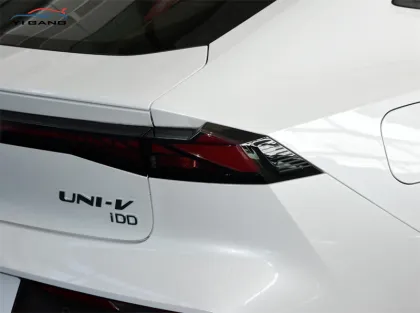 Changan IDD EV Car for Sale: Chinese Hot Sale EV - Changan Uin-V