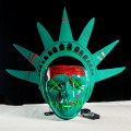 Máscara de terror de Halloween com LED Liberty Crown