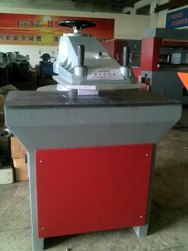 hydraulic swing arm hydraulic punching machine