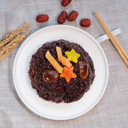 Canned Black Glutinous Eight Treasures Rice