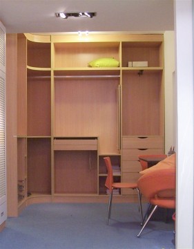 Walk in Closet Customized Service