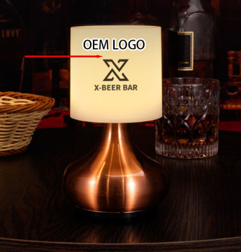 Lampada da scrivania ricaricabile che cambia il colore per night club e bar