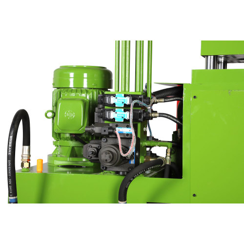 Female electric plug vertical injection molding machine