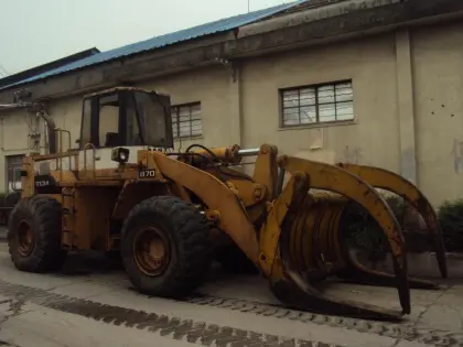 used tcm 870 loader