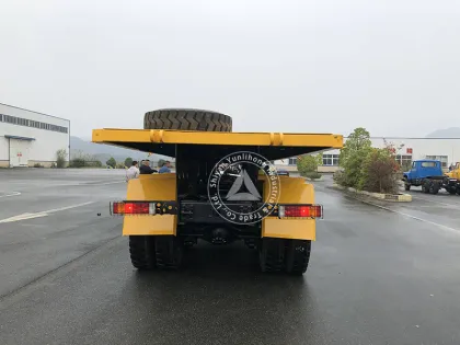 Dongfeng big 8x4 low cabin special cargo truck flatbed lorry truck for sale