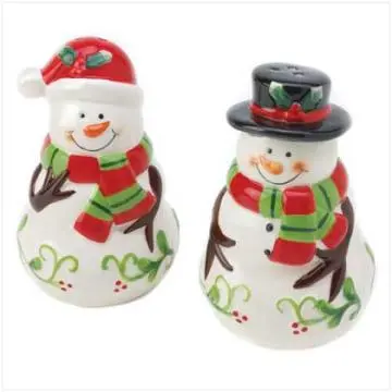 Ceramic Pepper Shaker with Snowman Design