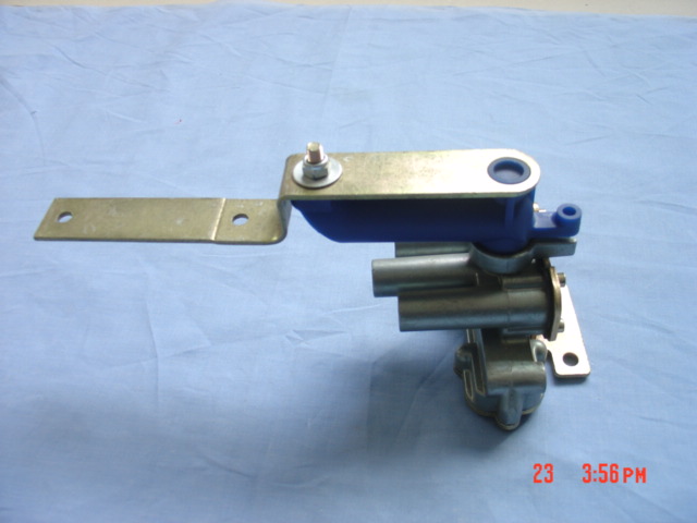 haldex chassis levelling valve