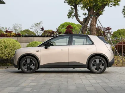 NIO Firefly: Nimble Electric Vehicle & Compact SUV | 420km CLTC Range, NAD Autopilot & BaaS Swap Technology