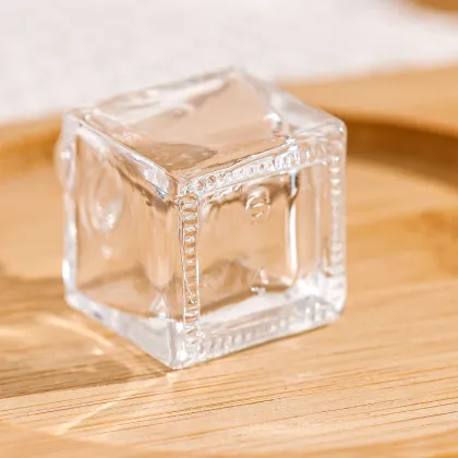 Car aromatherapy empty bottle