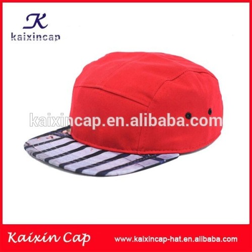 wholesale mix color strip print pattern on the brim 5 panel camper cap