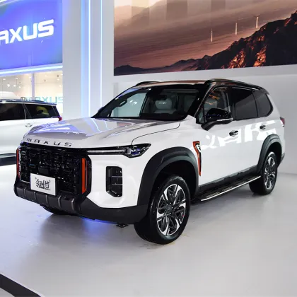 7-seater SUV Maxus D90