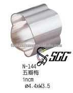 Five Flower Petals Shaped Stainless Steel Napkin Ring For Hotel / Home