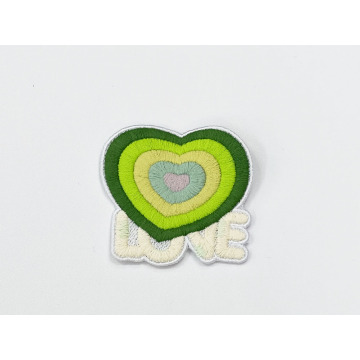 Měkká hydrotropní nášivka s výšivkou