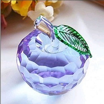 well-design crystal apple with different color& best weding gift for guests