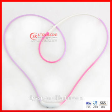 Fashion necklaces 2014/silicone necklace for gift promotion