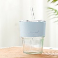 High profile horizontal straw glass