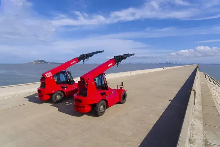 Hot Selling 4WD Telehandler 5 Ton with Imported Engine