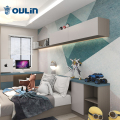 Απλό και μοντέρνο δωμάτιο παιδιών με ντουλάπες