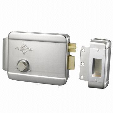 Gate Lock with Rolling Latch and Single Cylinder