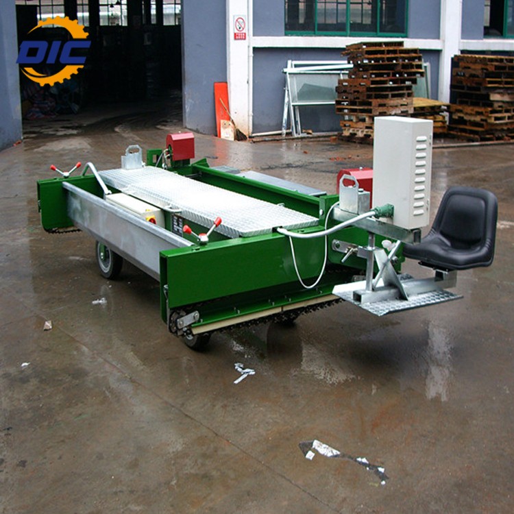 Sports track paving machine rubber paver