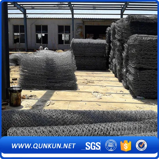 Hexagonal Wire Mesh in rolls (Chicken Wire)