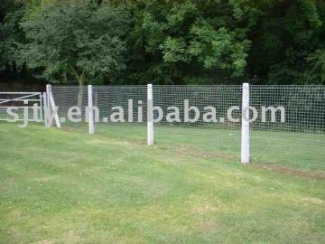 wire mesh fence