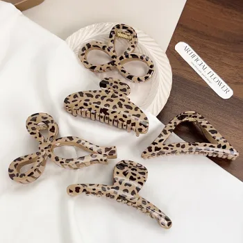 Custom Beige Leopard Claw Clip for Women's Temperament and Bow Style