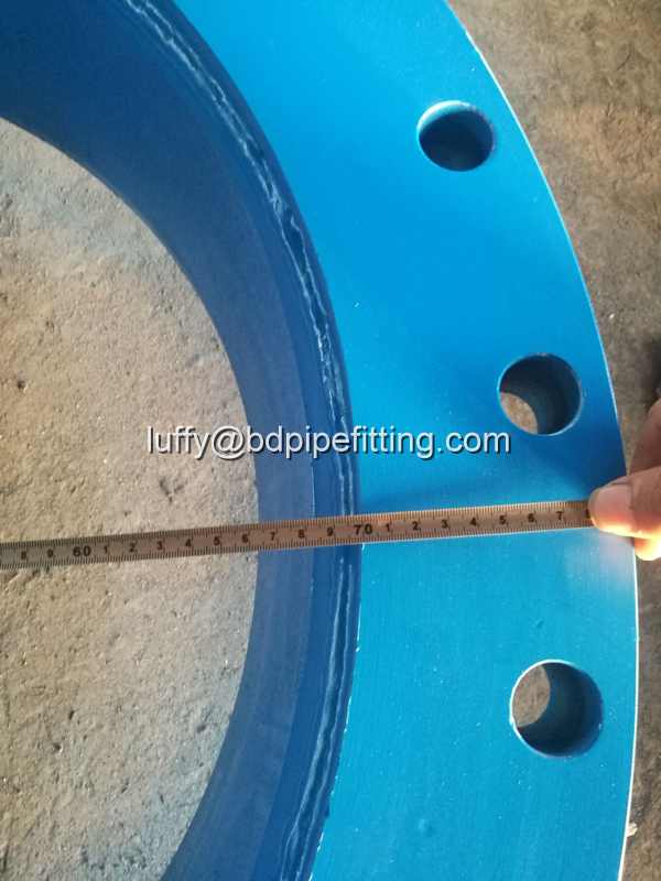 المخفض المتحد المركز DN700 WN Flange END