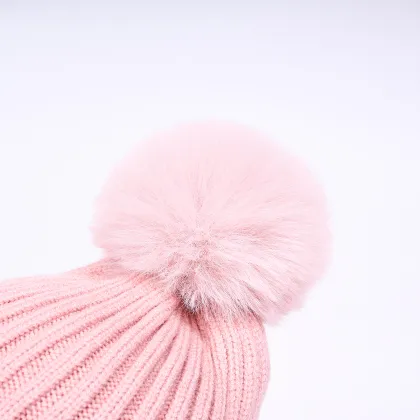 Cute children's knitted hat