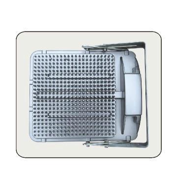 membawa sarung lampu jalan