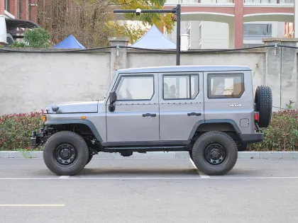 Beijing BJ40 off-road gasoline vehicle SUV off-road vehicle