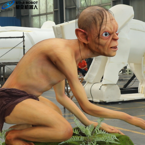 Robot animatronic space alien gollum