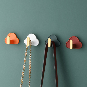 Creative Cloud Shape 4 PCS Ganchos de pared sin perforación para cocina y baño
